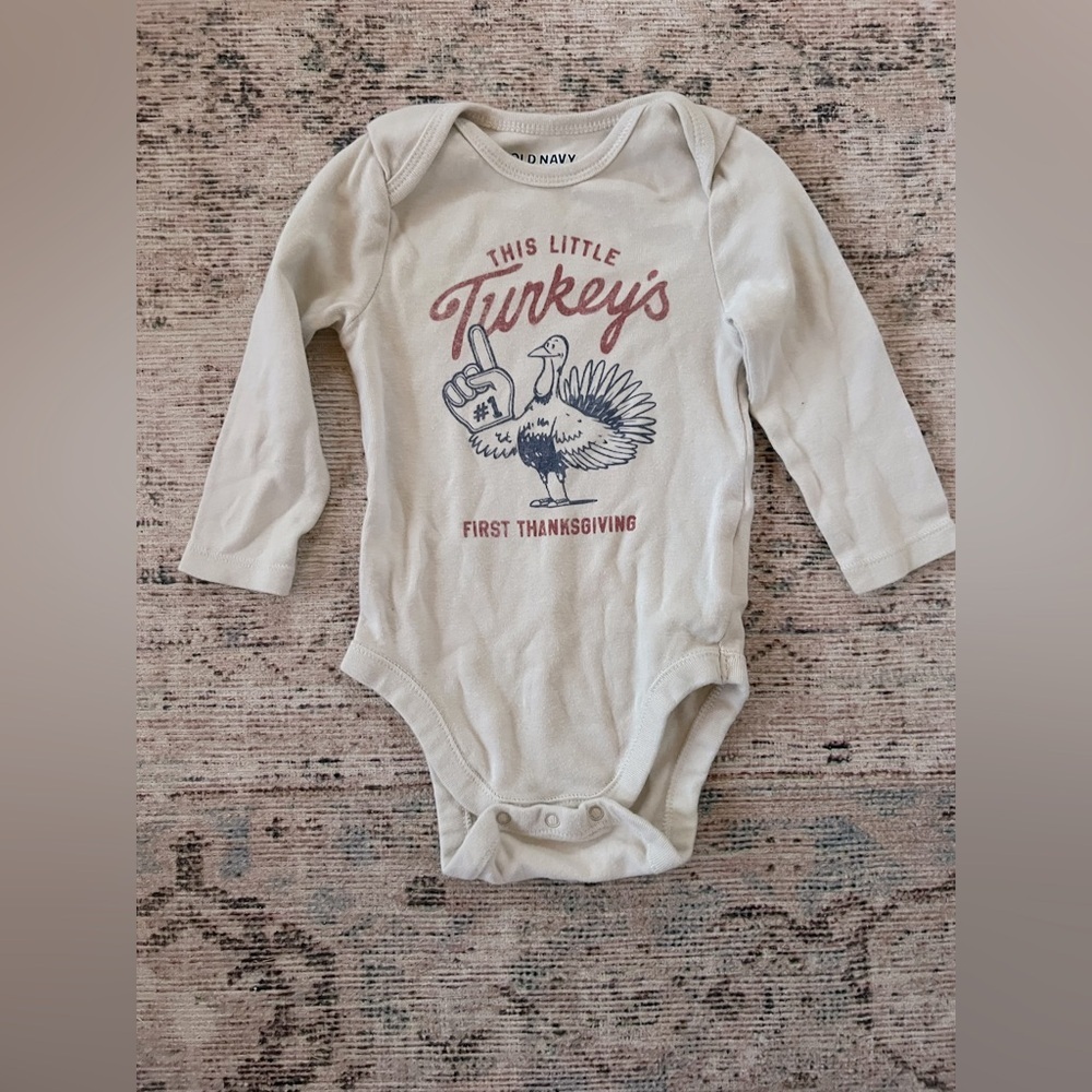 Old Navy Cream 'This Little Turkey' Bodysuit